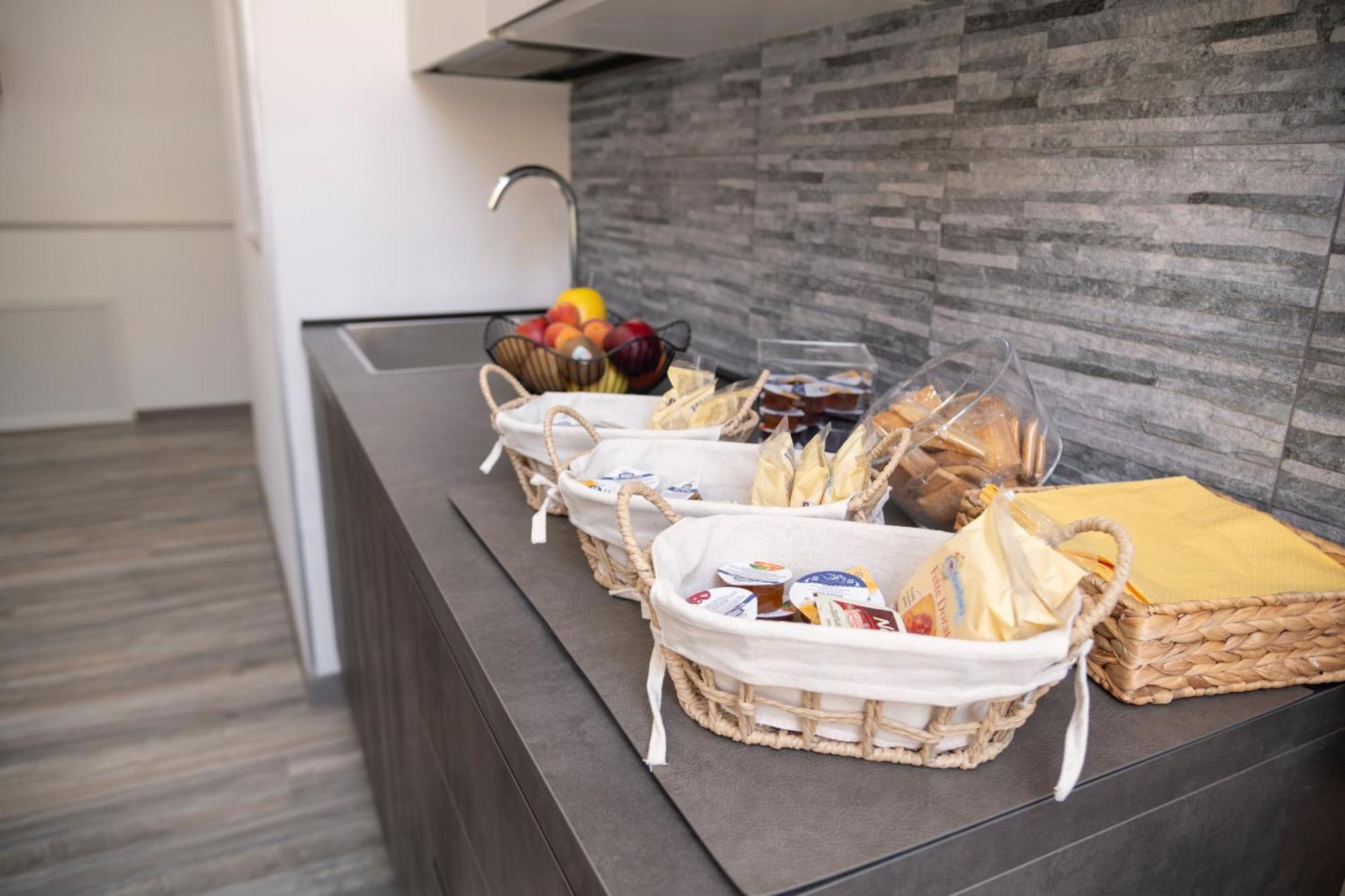 Trastevere Luxury Rooms Рим Екстериор снимка